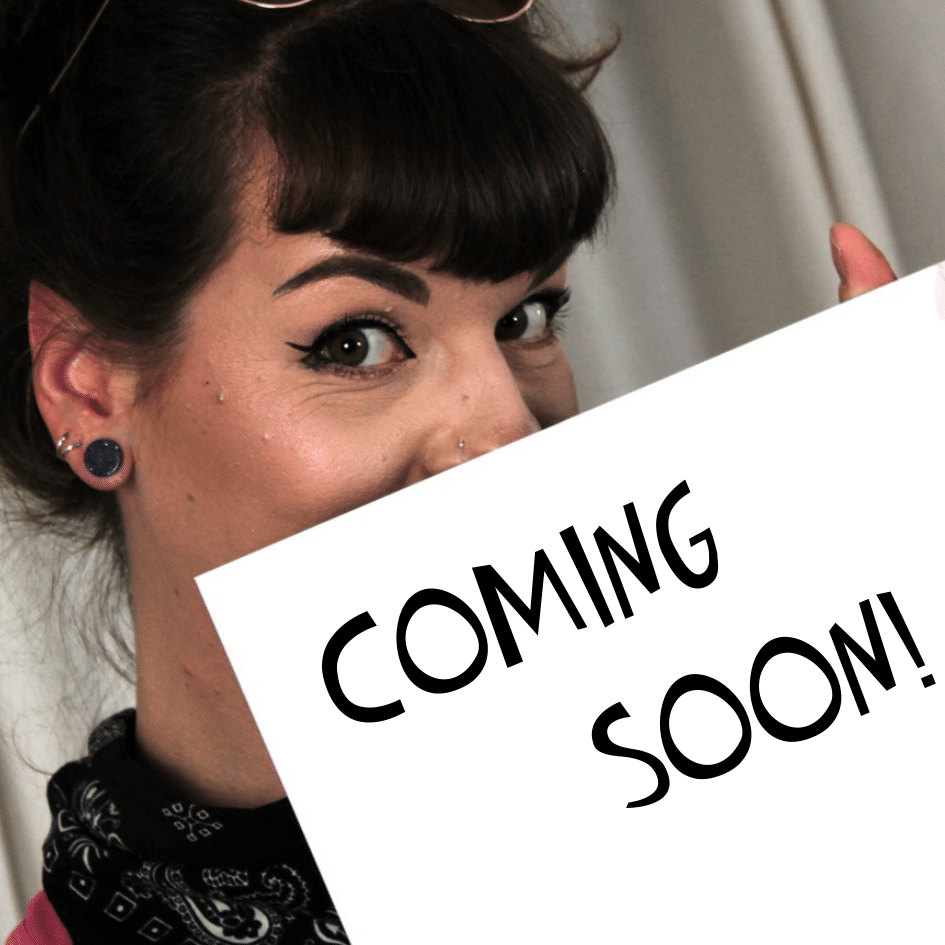 NEWS : INTRODUCING KITTY COSPLAY