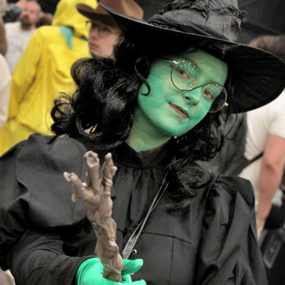 COSPLAY : ELPHABA